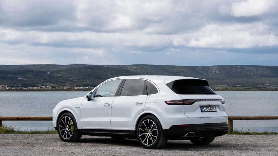  Porsche Cayenne E-Hybrid (PO536) 2018 года  (WW) (фото 44 из 85)